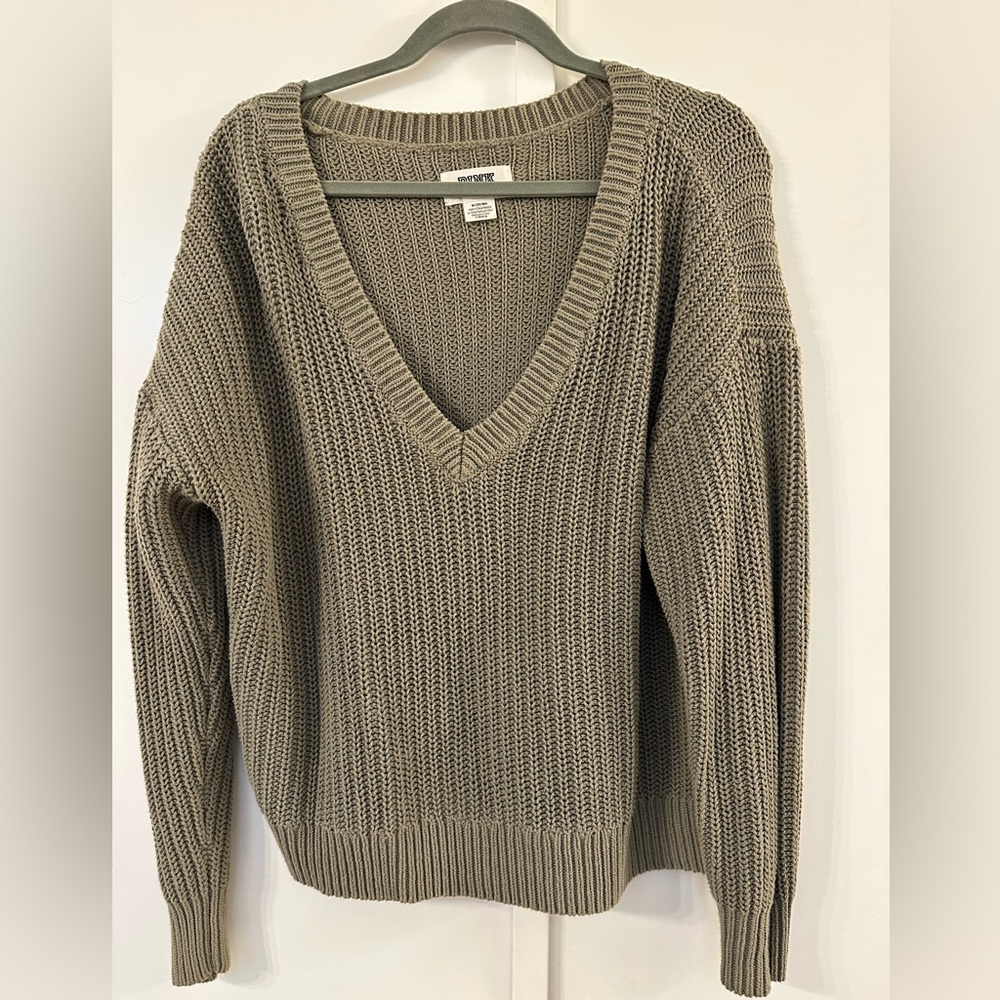 VICTORIAS SECRET PINK SWEATER GREEN